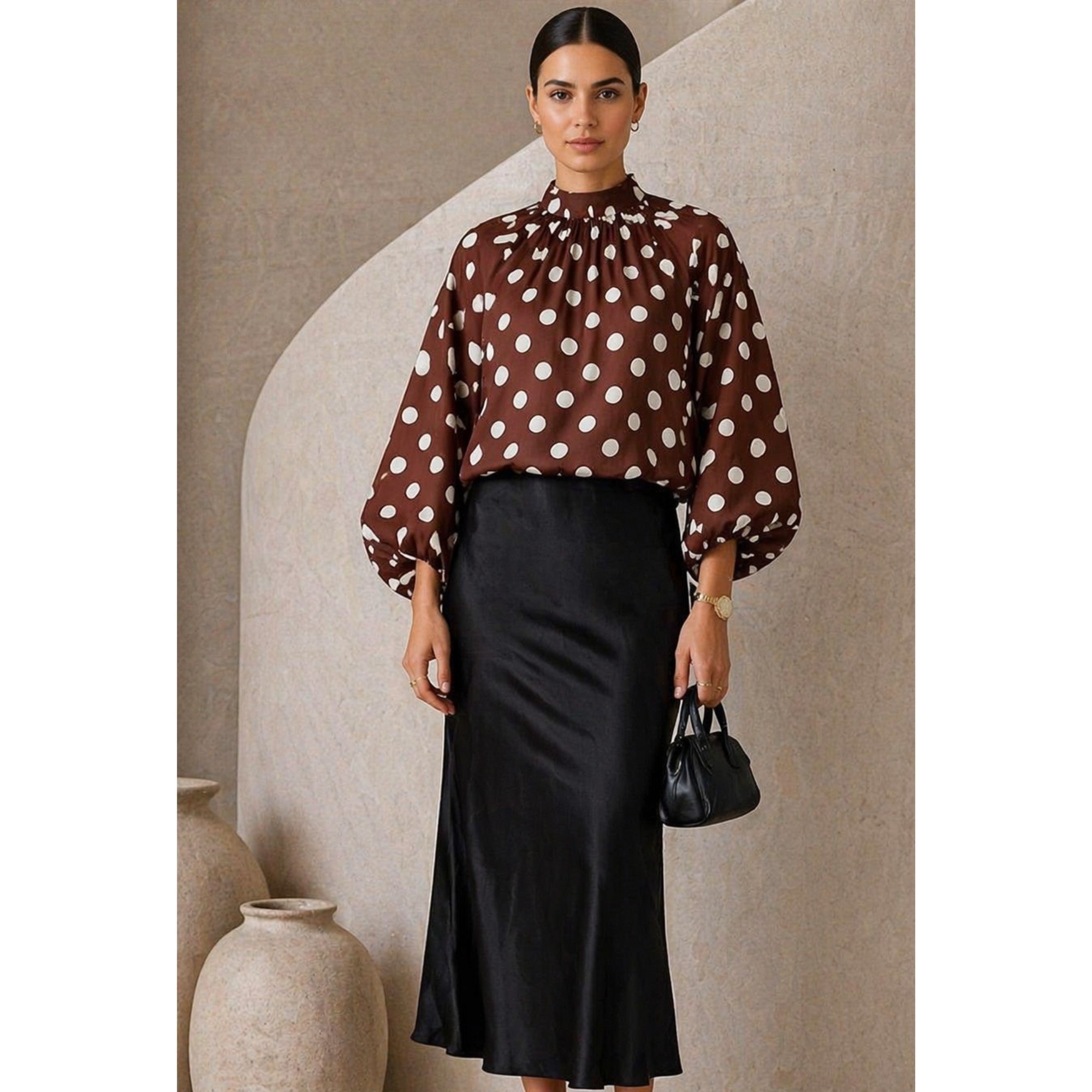 Blouse à pois 2 façons de la porter