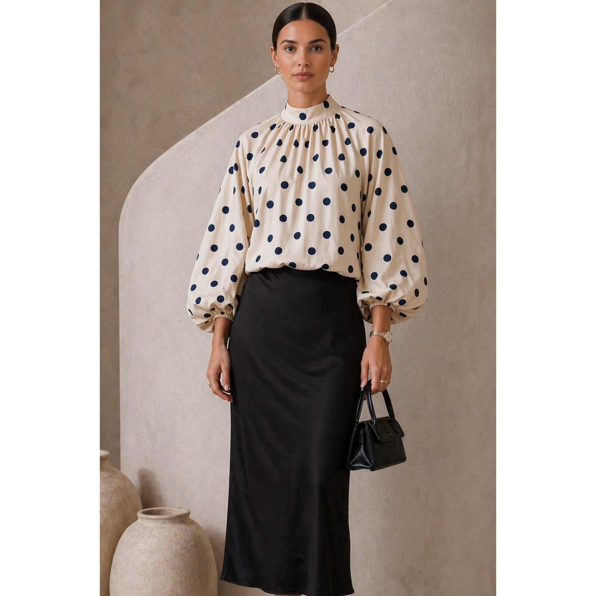 Blouse à pois 2 façons de la porter
