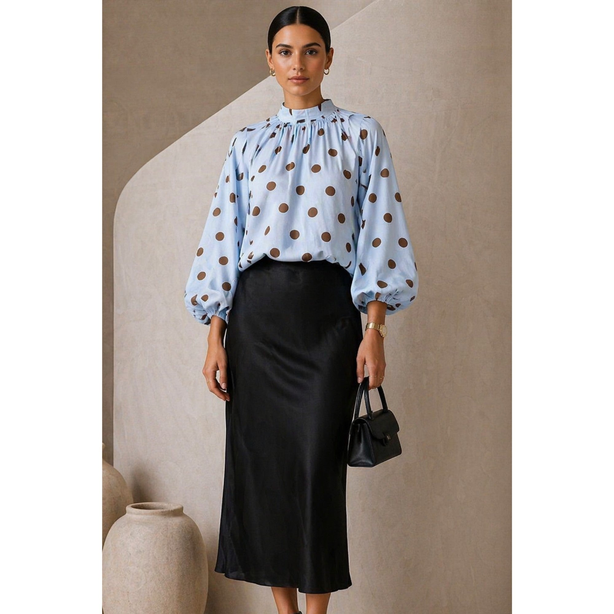 Blouse à pois 2 façons de la porter