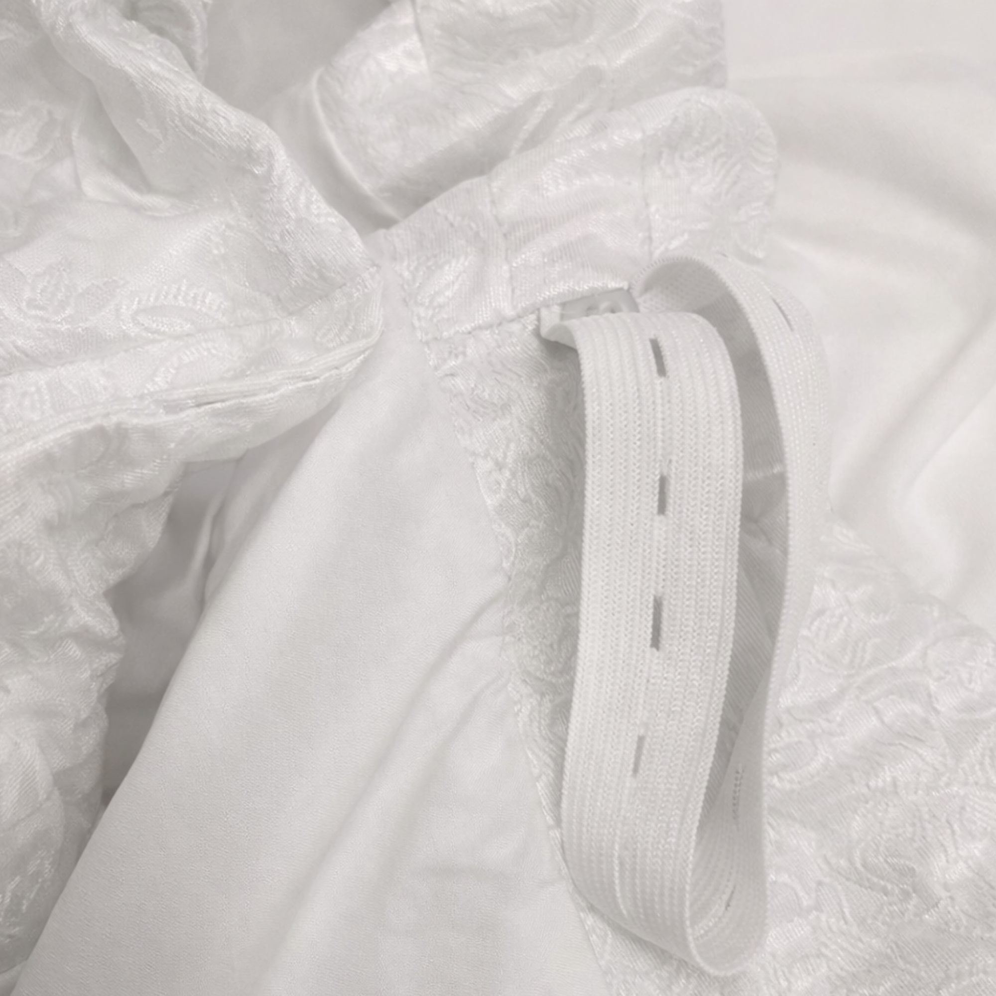 Ensemble jupe brocart blanc 3 pièces